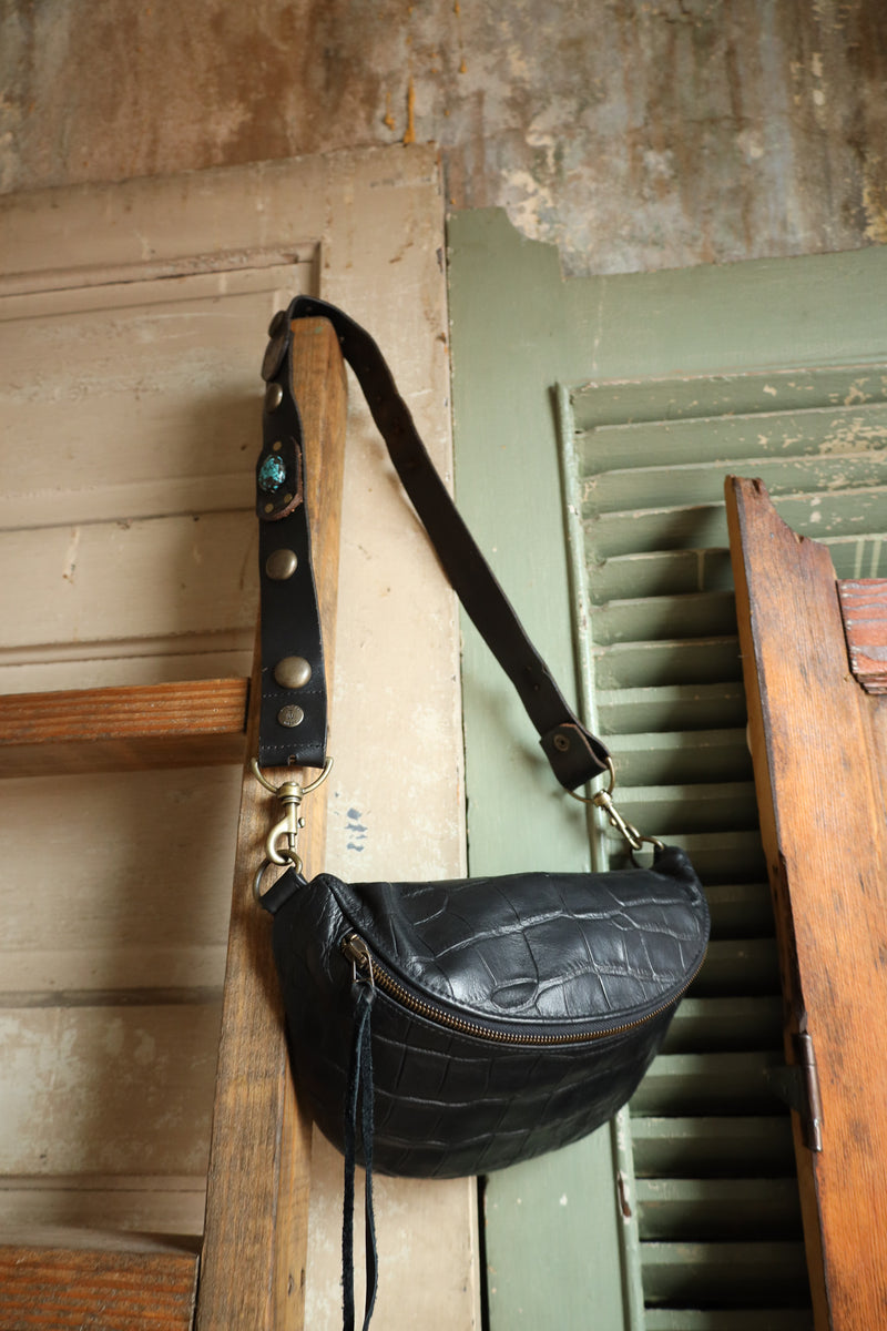 Two Bar West Black Croc Medium Zip With Strap Crossbody 