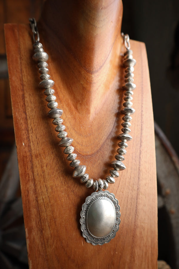 Love Tokens Sterling Silver Beads Oval Concho Diamond Necklace
