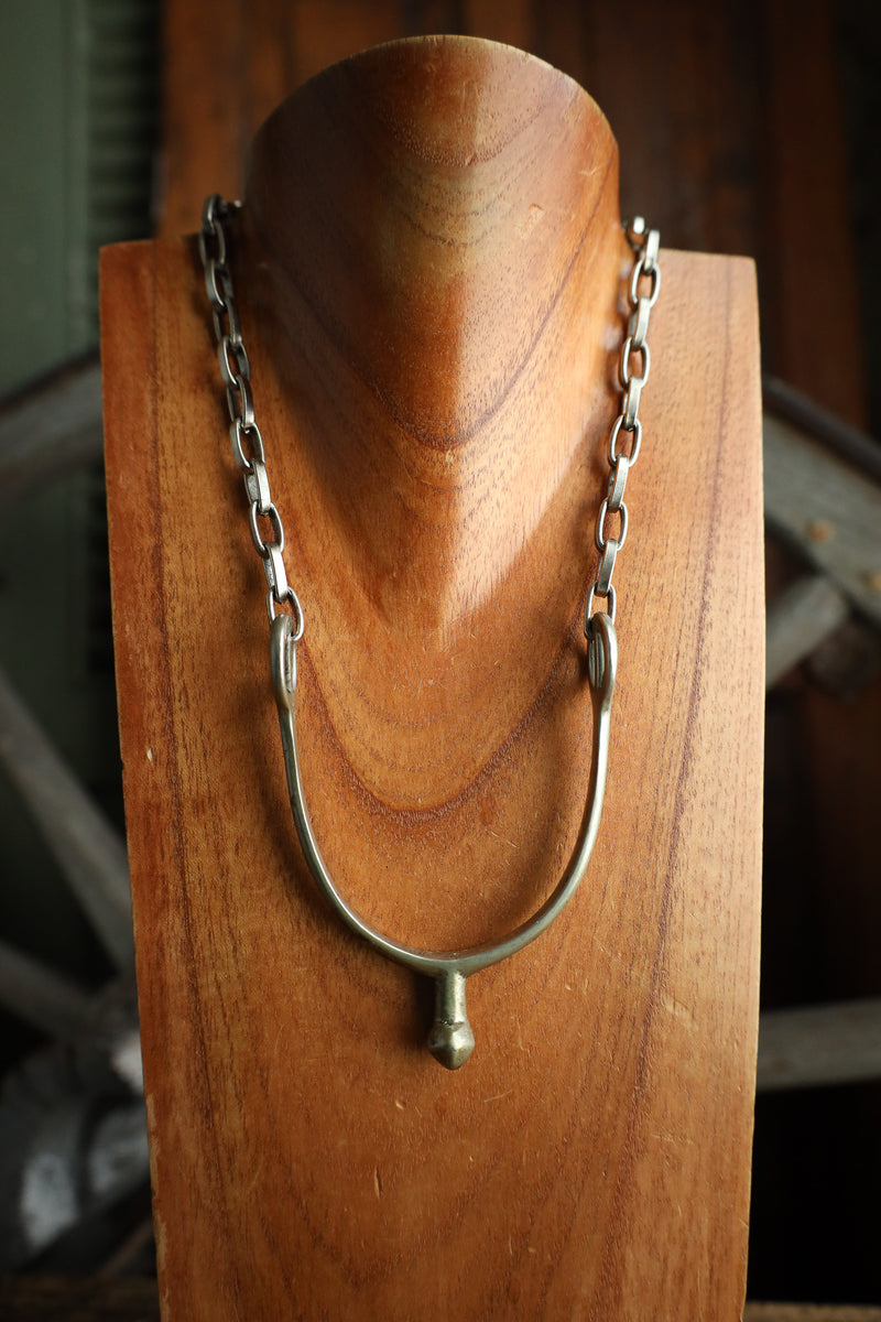 V2 Designs Extra Large Silver Spur With Links Necklace
