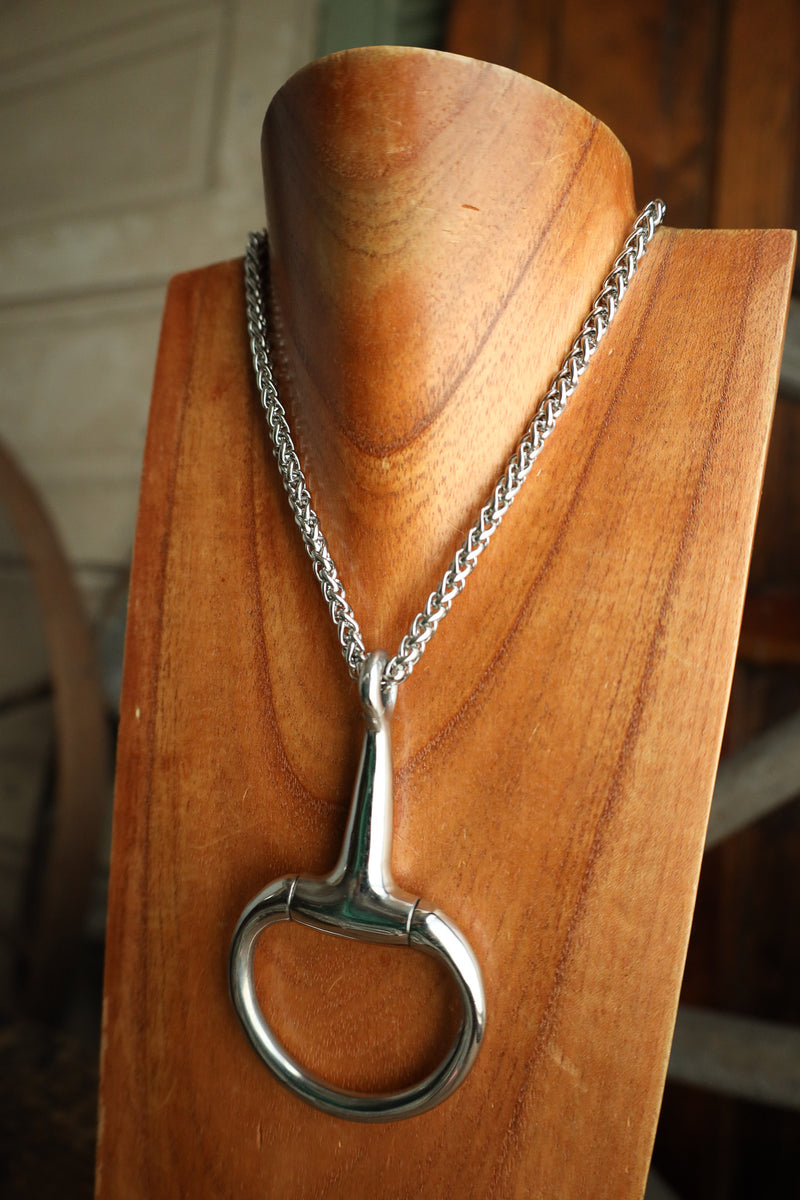 V2 Designs Large Silver Snaffle-Egg But Necklace