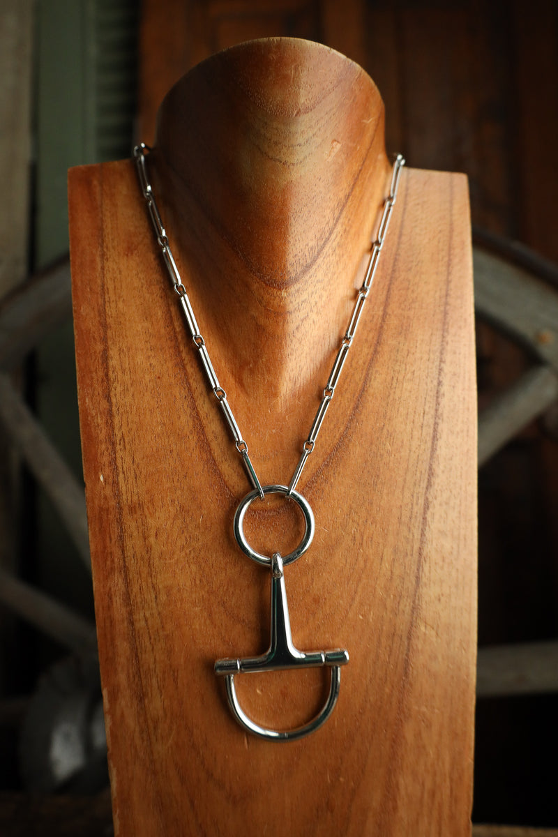 V2 18" Silver Snaffle With Paper Clip Necklace