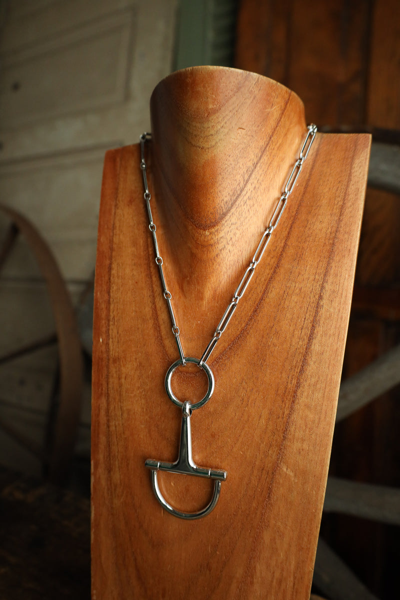 V2 18" Silver Snaffle With Paper Clip Necklace
