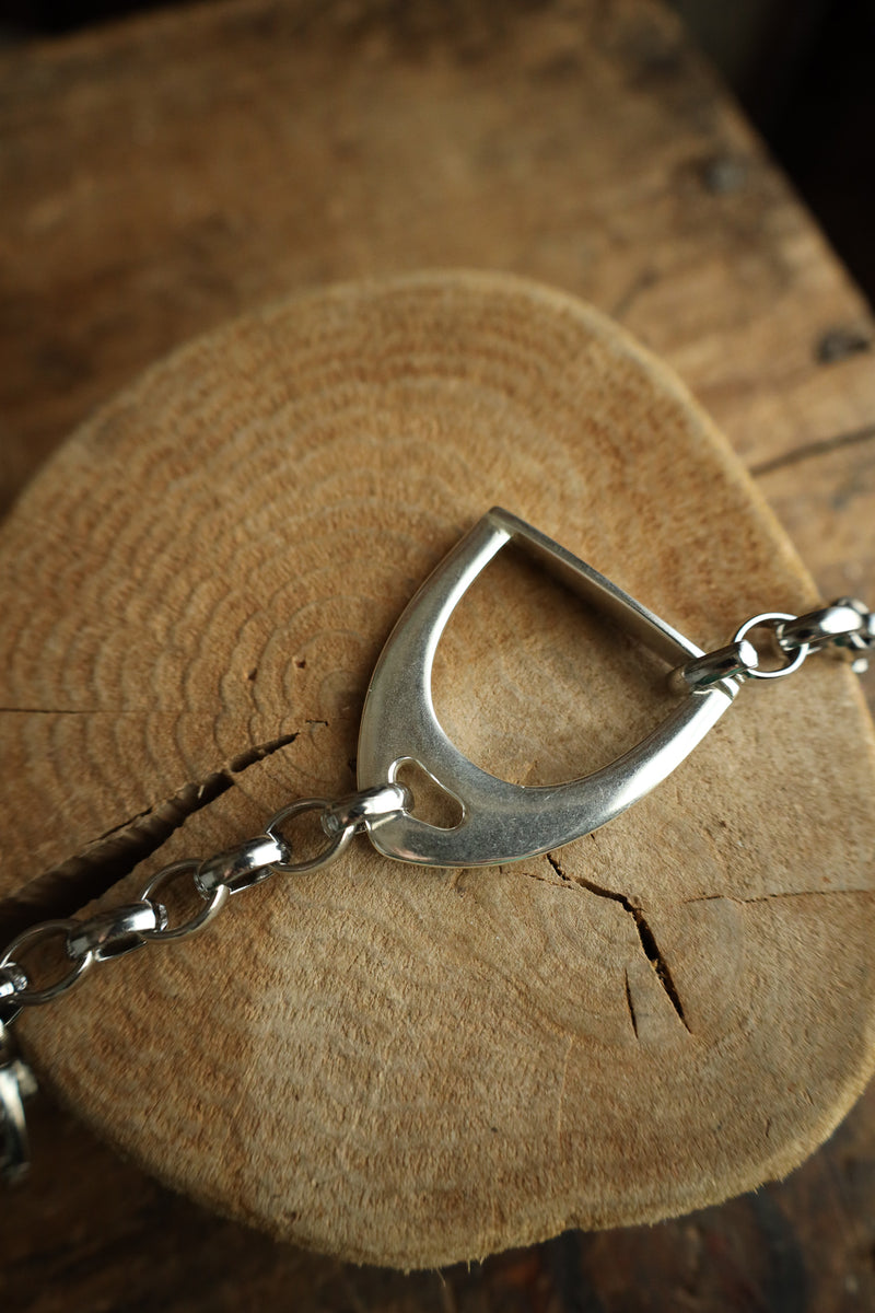 V2 Designs Large Silver Stirrup With Links Bracelet