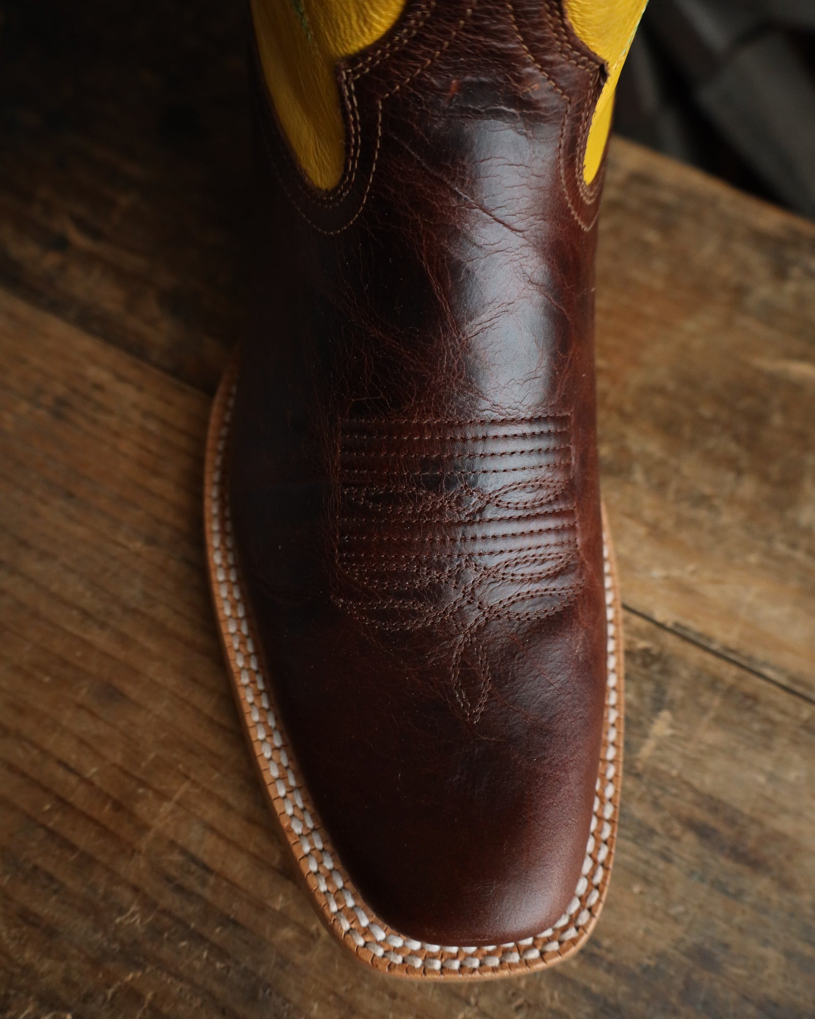 R. Watson Men's Cowhide Pecan Goat Top 13