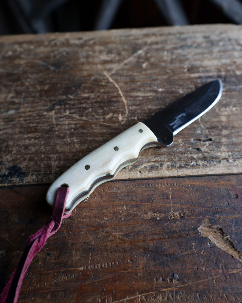 EXOTIC TEXAS KNIVES MEDIUM COWBOY CAMEL BONE KNIVE