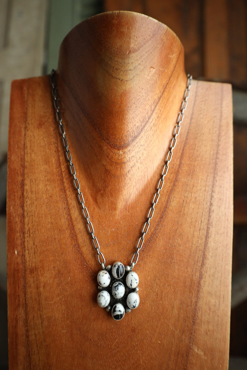 7 White Buffalo Ovals Cluster Necklace 