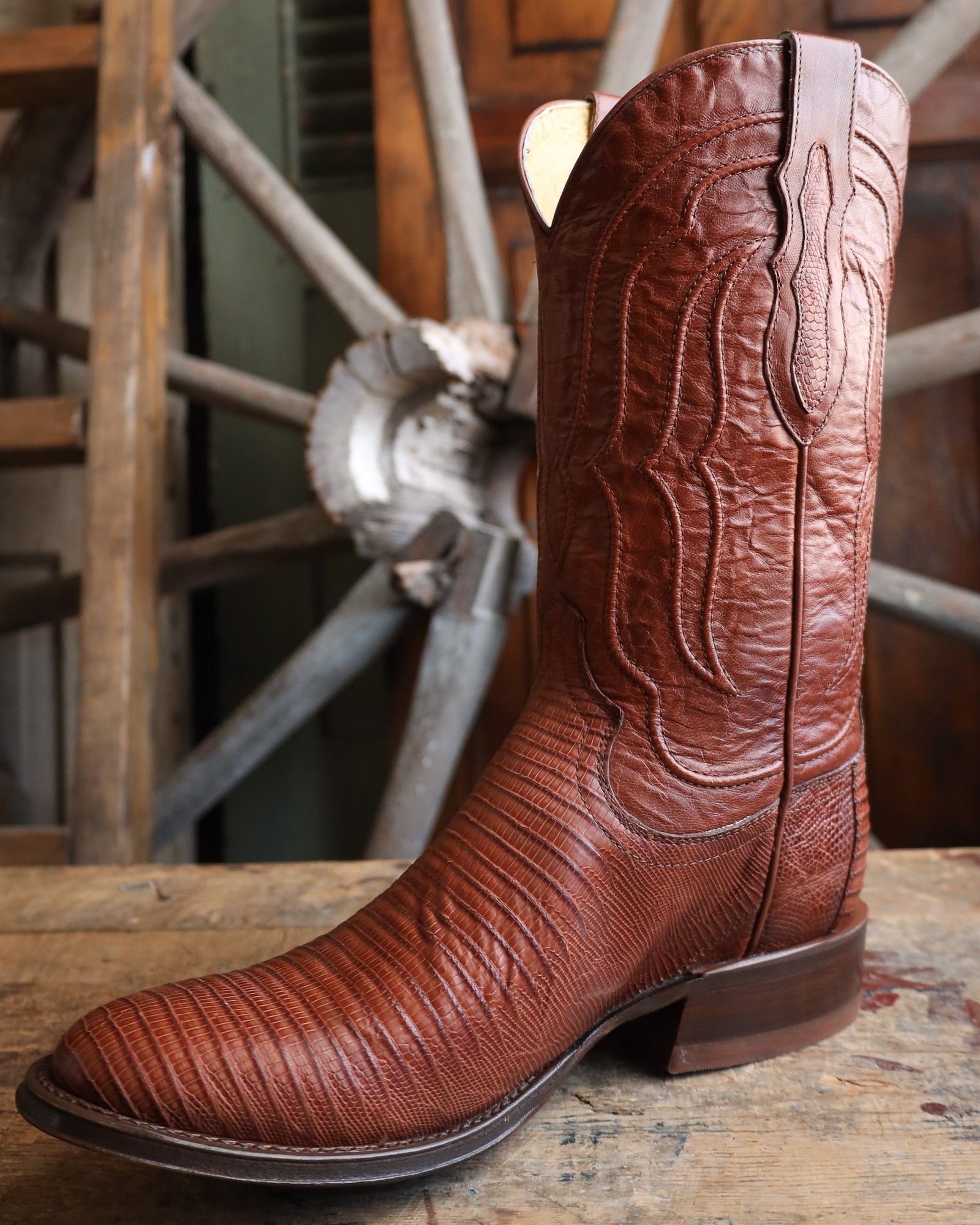 Tony Lama Men's Kirtland Cognac Lizard Medium Round Toe 12