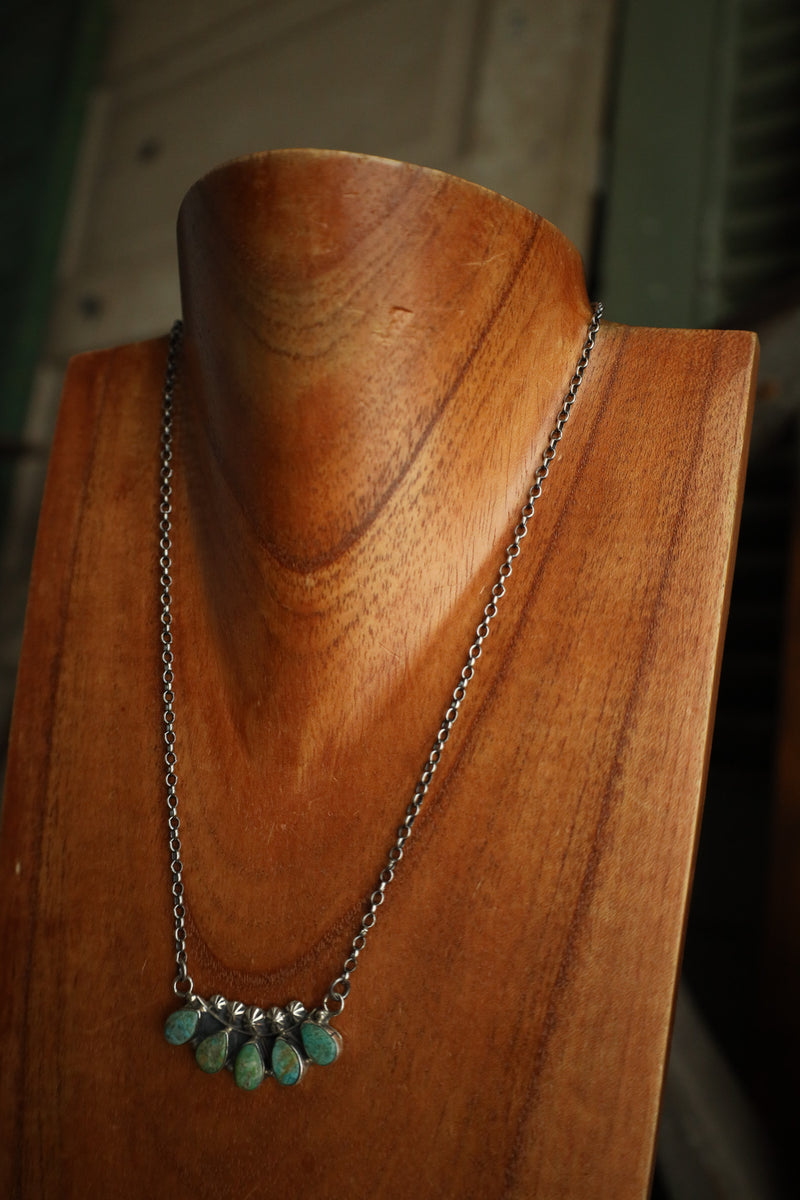 5 Green Turquoise Teardrops Starbursts Necklace 