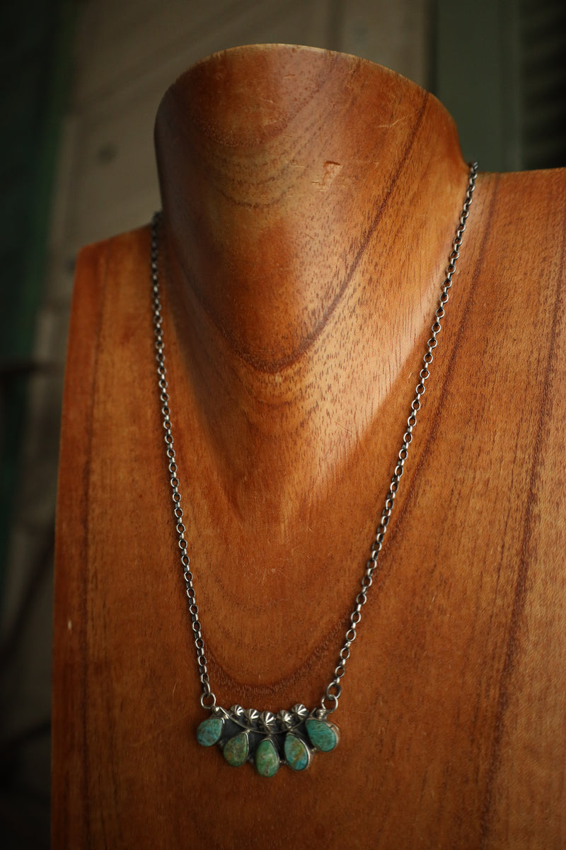 5 Green Turquoise Teardrops Starbursts Necklace 