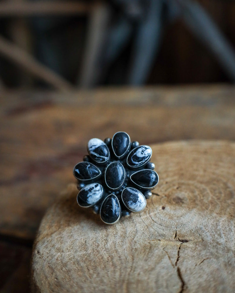 White Buffalo Flower Ring- Size 9