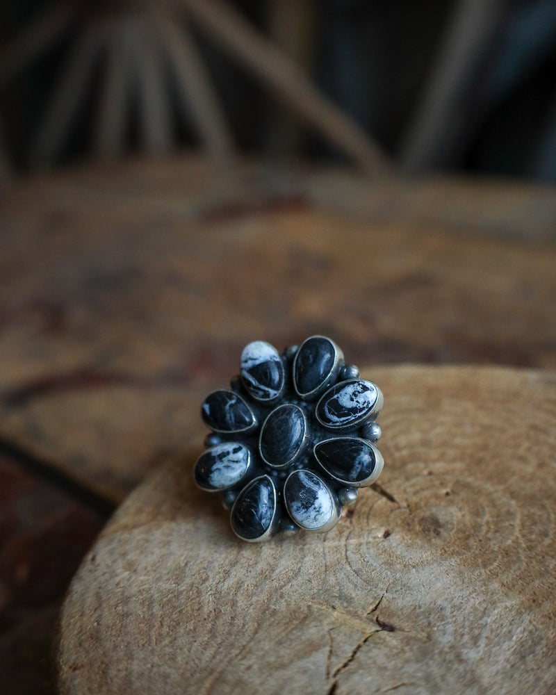 White Buffalo Flower Ring- Size 9