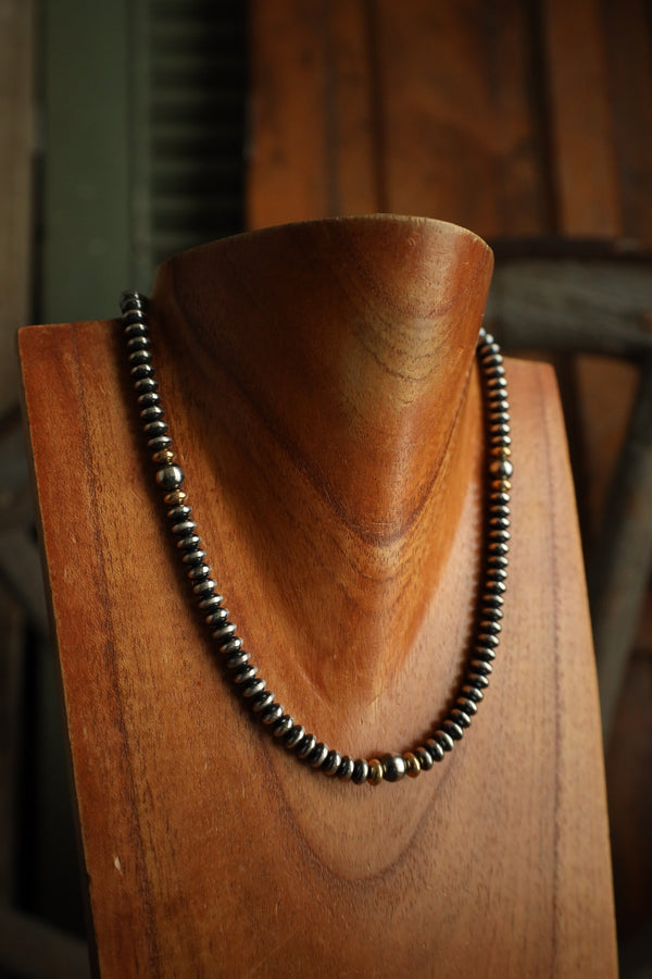 18" Navajo Pearls Saucers With Gold Saucers Necklace 