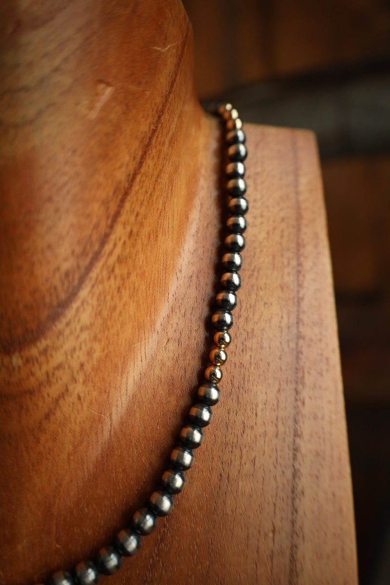 18" Navajo Pearls With Gold Beads Necklace 