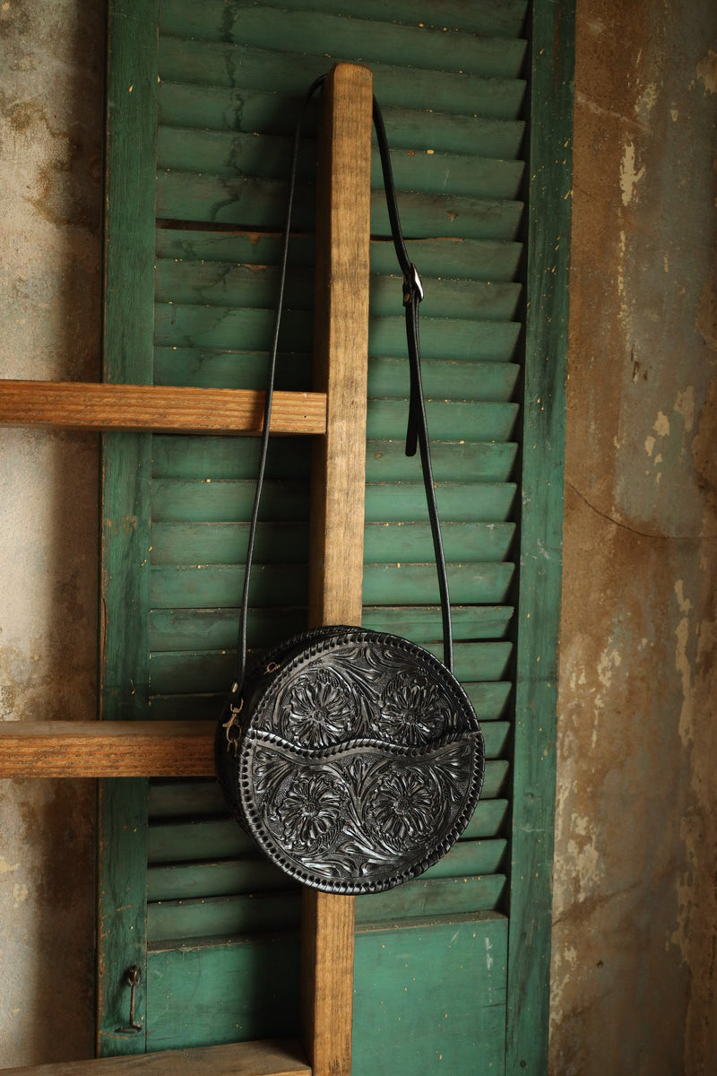 Round tooled leather purse in black