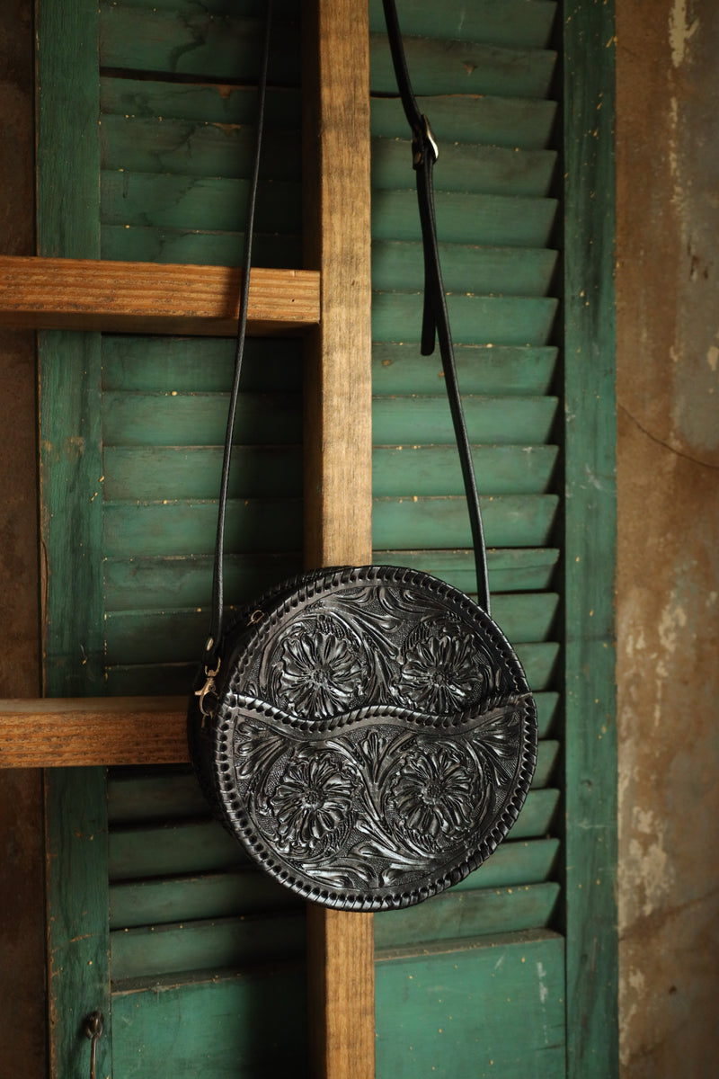 Round tooled leather purse in black