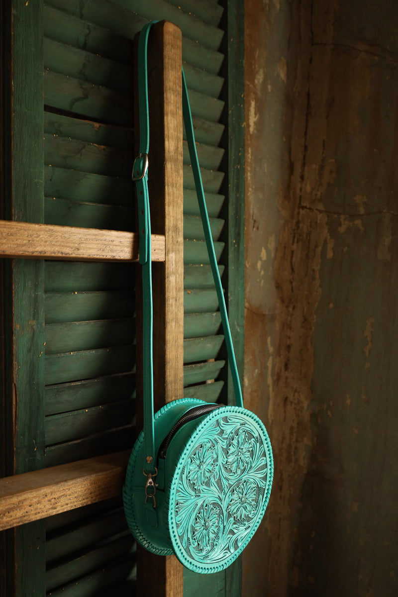 QUE CHULA REDONDO PURSE- TURQUOISE