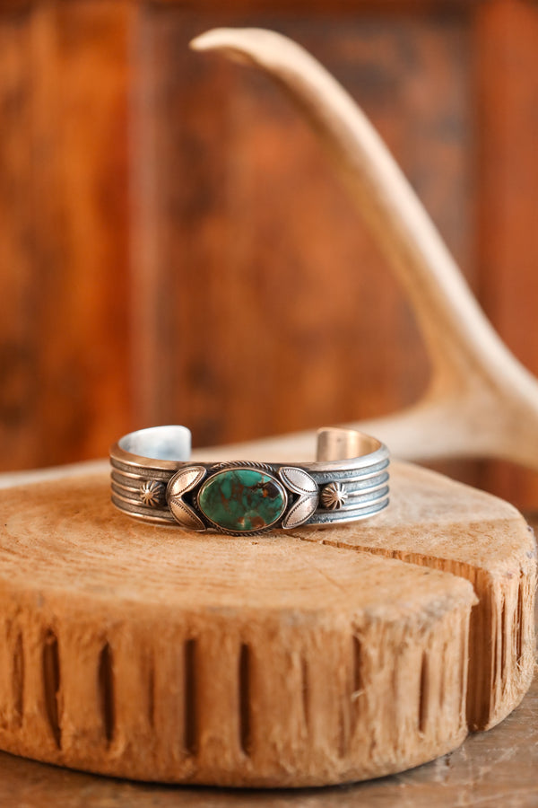 Turquoise Oval Ribbed Cuff