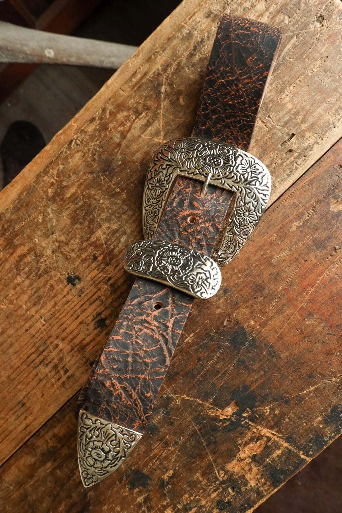 STREETS AHEAD BIG BUCKLE BELT- DISTRESSED BLACK – Maverick  display picture 2