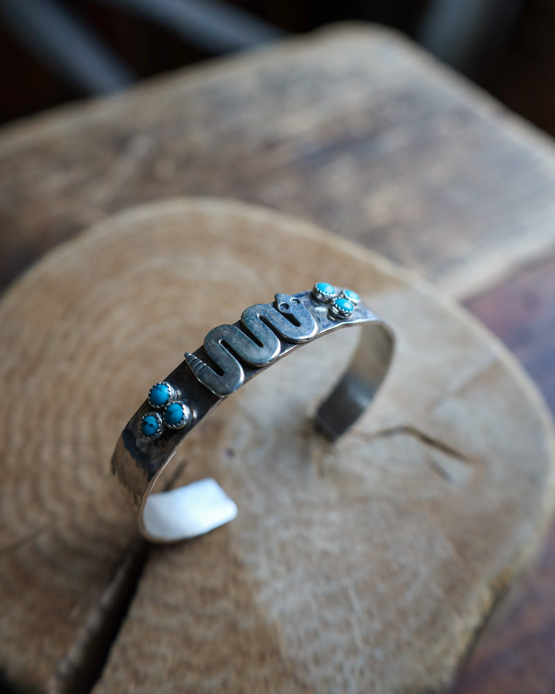 Richard Schmidt Snake 6 Turquoise Dots 10MM Cuff