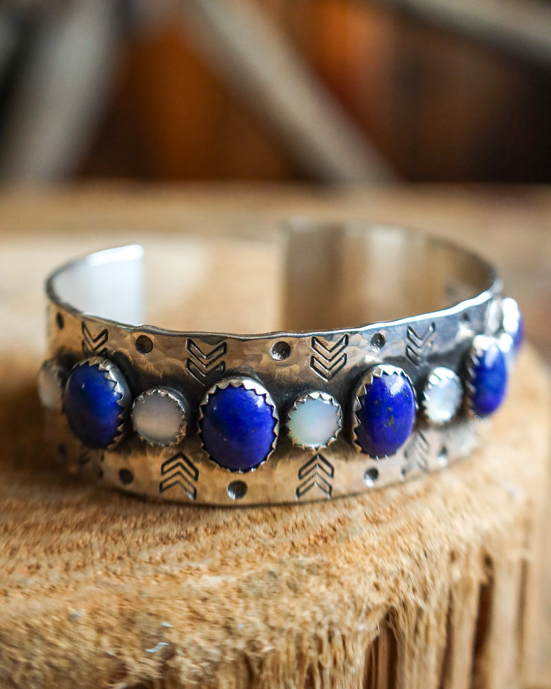 Richard Schmidt 5 Lapis Ovals 6 Mother Of Pearl Rounds Cuff 