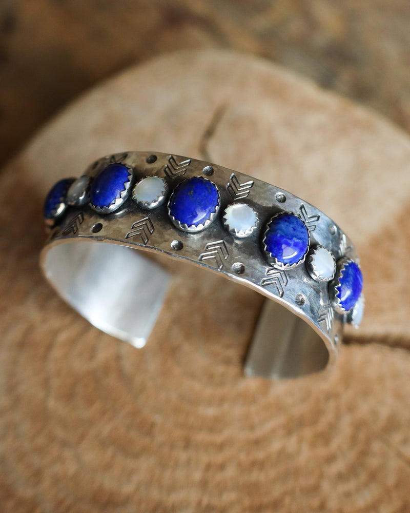 Richard Schmidt 5 Lapis Ovals 6 Mother Of Pearl Rounds Cuff 