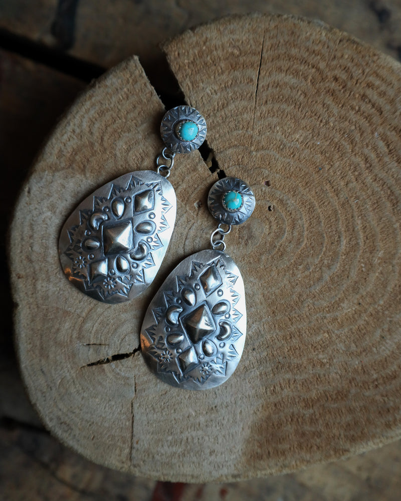 Pineapple Concho With Turquoise Earring 