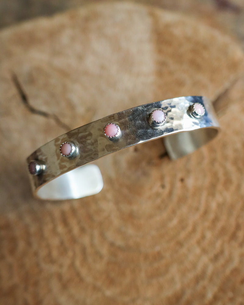 Richard Schmidt 5 Small Pink Conch Rounds Cuff 