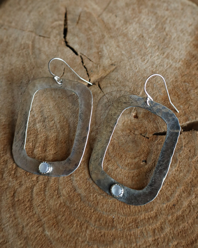 Richard Schmidt Rectangle Cutout Mother Of Pearl Bottom Earring 