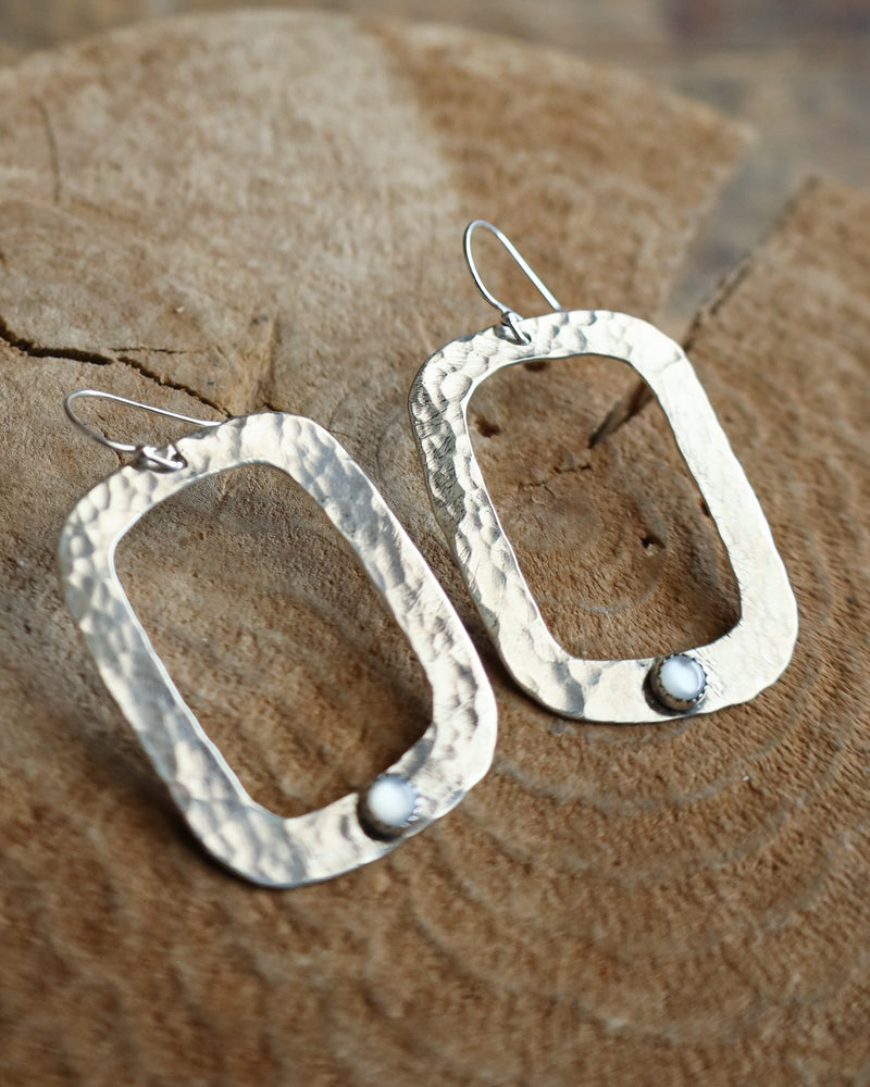 Richard Schmidt Rectangle Cutout Mother Of Pearl Bottom Earring 