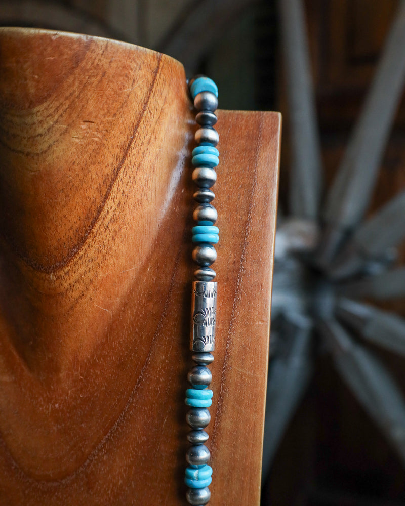 28" Sterling Silver Mix And Kingman Turquoise Beads Necklace