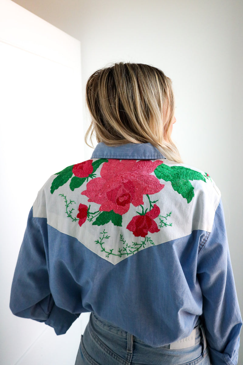 Totem Embroidery Roses Blouse