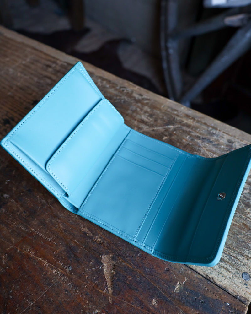 SQUARE AQUA STINGRAY WALLET