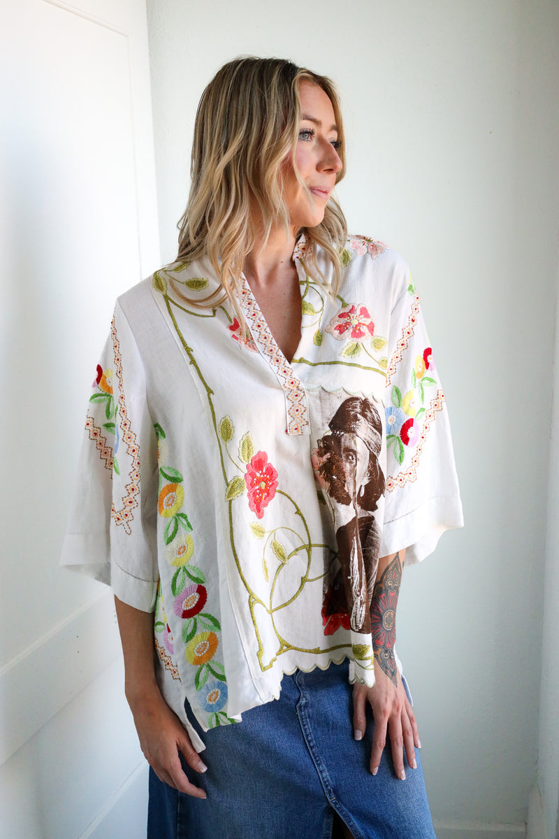 Totem Native American Floral Embroidered Pullover Blouse 
