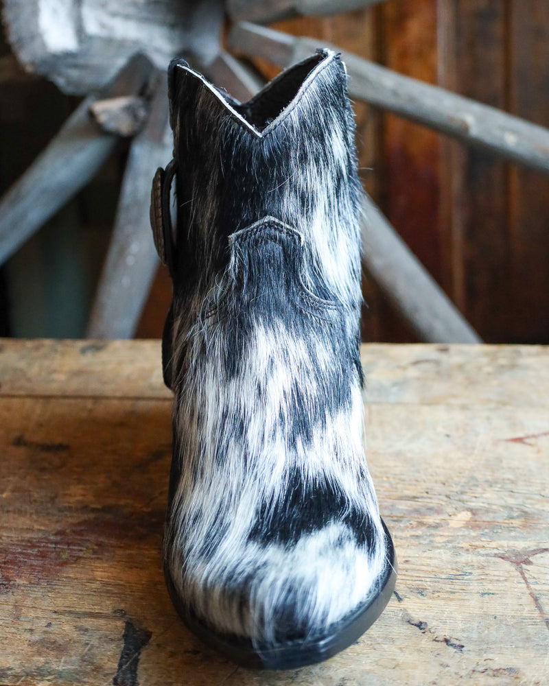 Caborca Silver By Liberty Black Women's Pelo Granegro 8" Boot