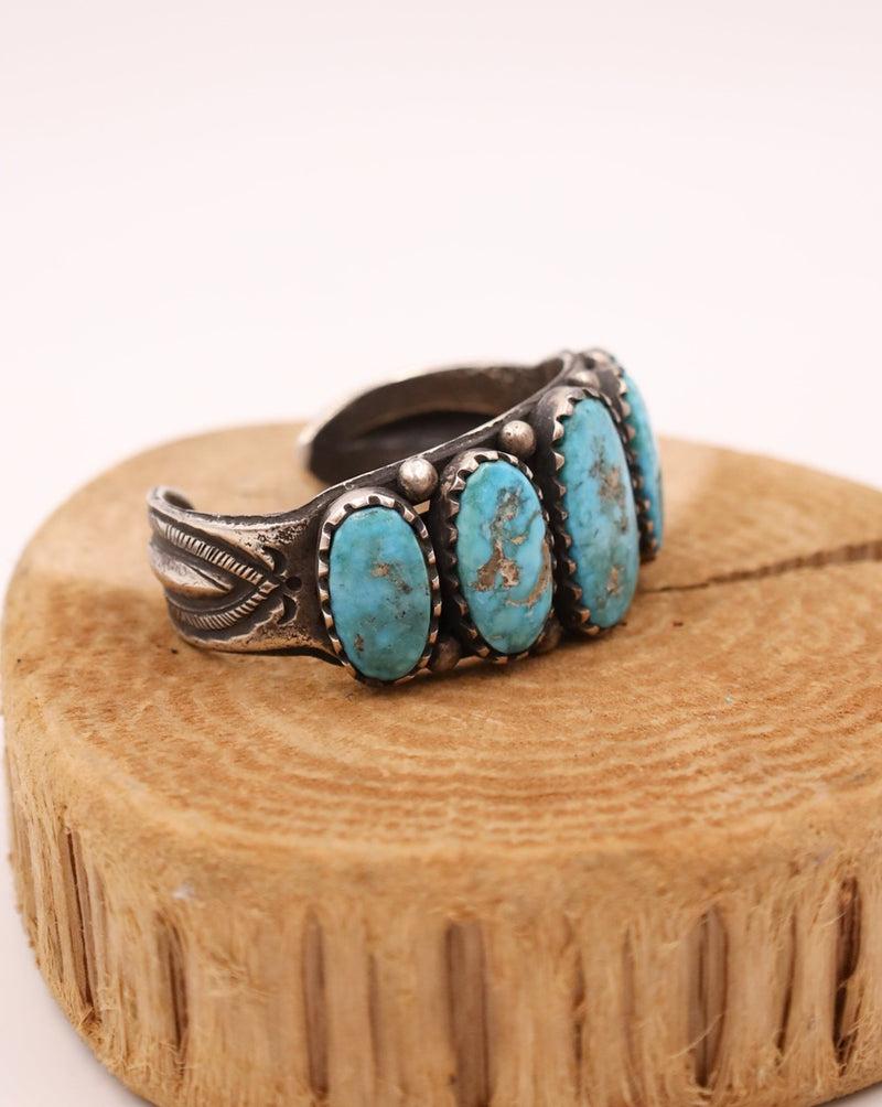 PEYOTE BIRD 5 TURQUOISE OVALS CUFF