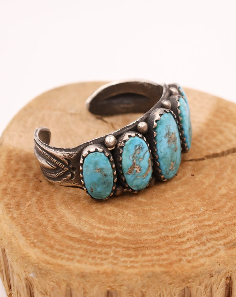 PEYOTE BIRD 5 TURQUOISE OVALS CUFF