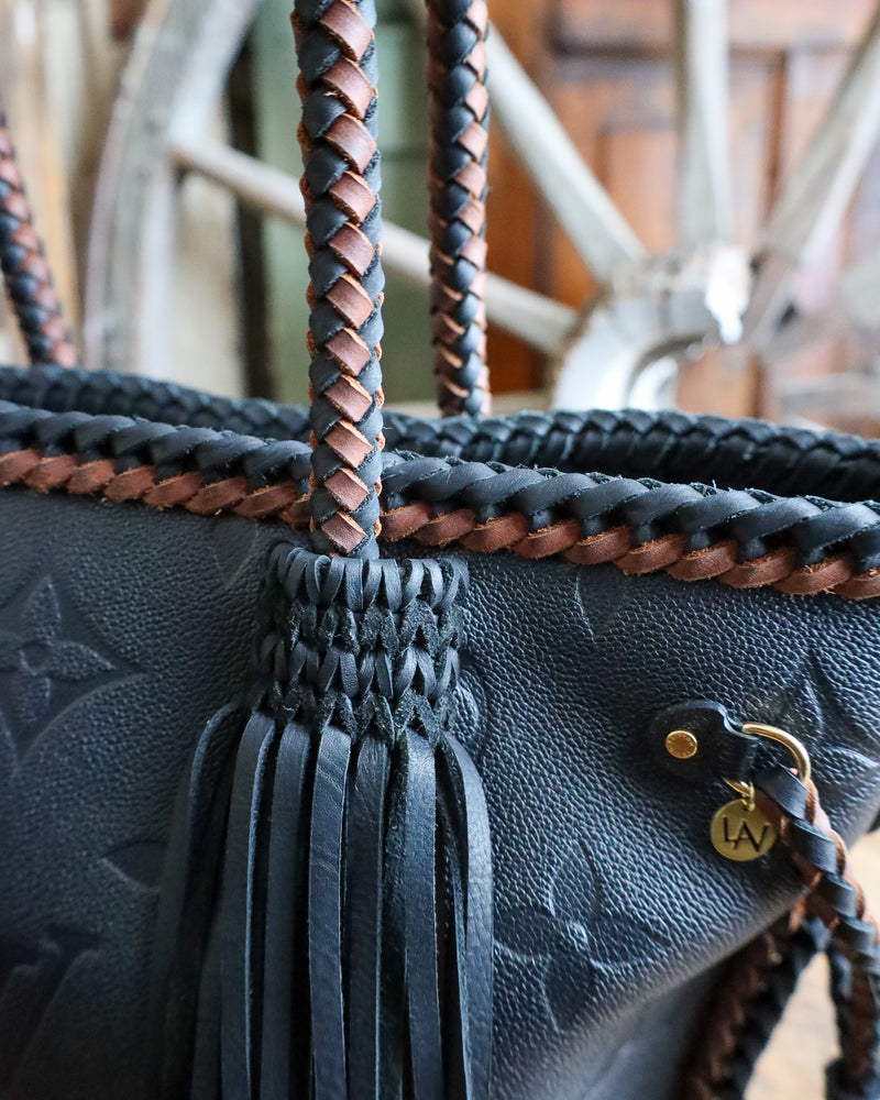 Leather And Vodka Neverful MM Black Empreinte Braided Bag