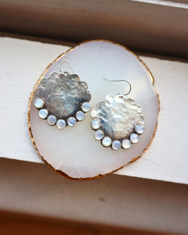 RICHARD SCHMIDT SCALLOP 7 MOTHER OF PEARL ROUNDS EARRINGS