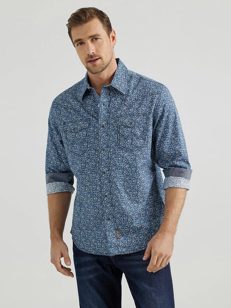 Wrangler® Retro® Premium Long Sleeve Western Snap Printed Shirt