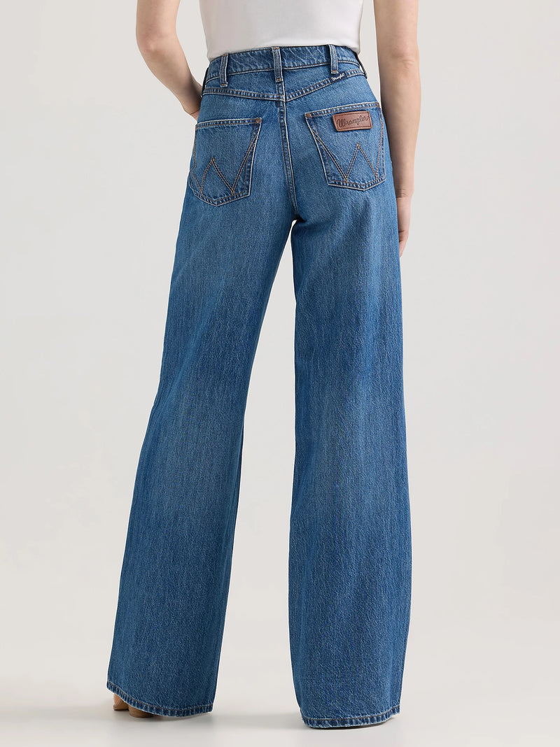 Wrangler Retro® Bailey High Rise Wide Leg Jean