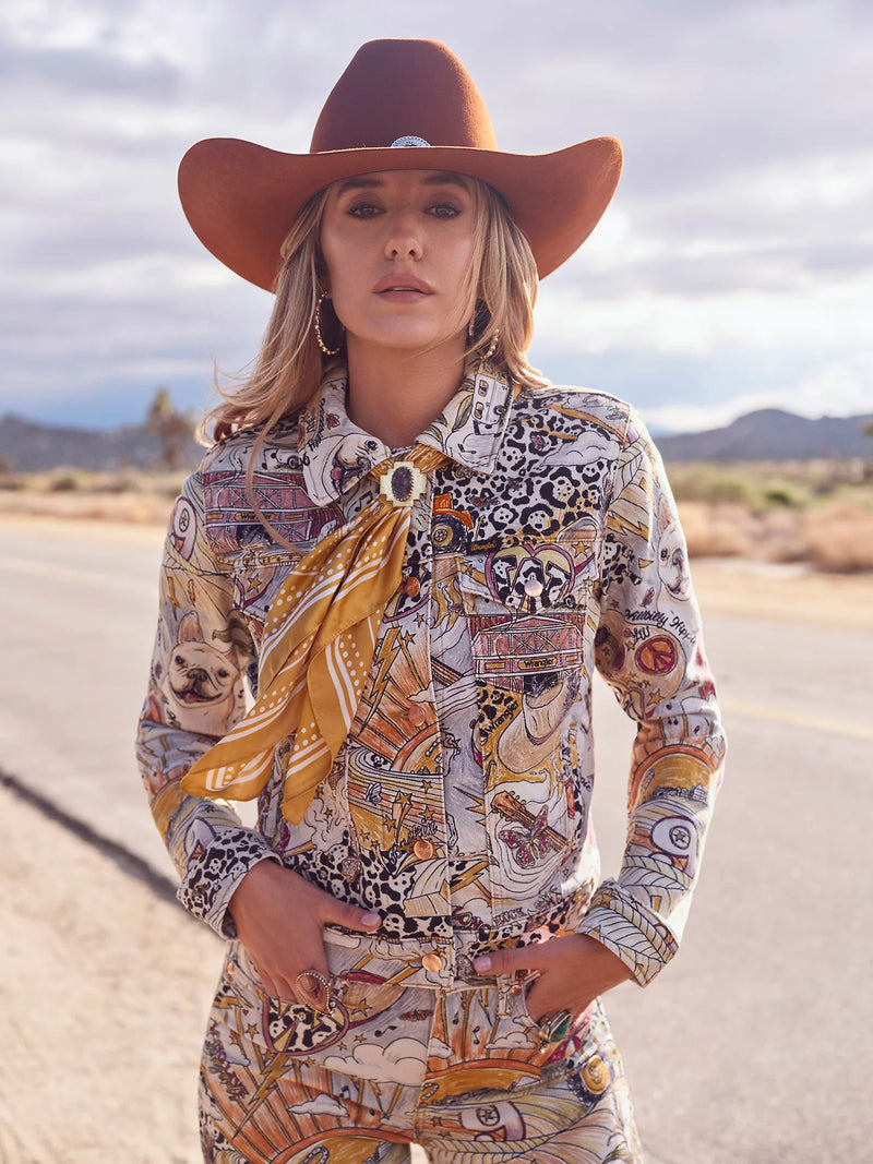 Wrangler x Lainey Wilson Life of Lainey Trucker Jacket in Storyteller Print