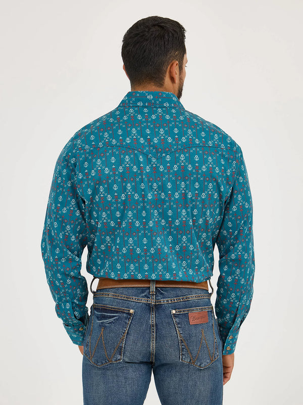 Wrangler® Retro® Premium Long Sleeve Western Snap Printed Shirt
