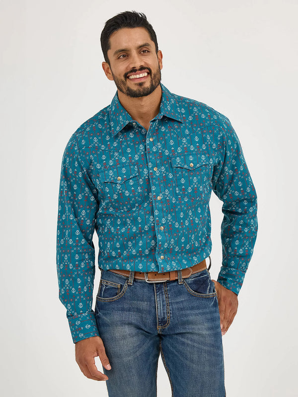 Wrangler® Retro® Premium Long Sleeve Western Snap Printed Shirt