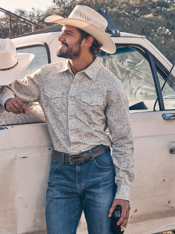 Wrangler® Retro® Premium Long Sleeve Western Snap Printed Shirt