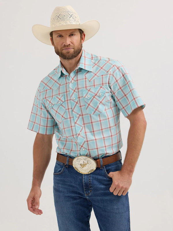 Wrangler Retro® Short Sleeve Sawtooth Pocket Western Snap Shirt
