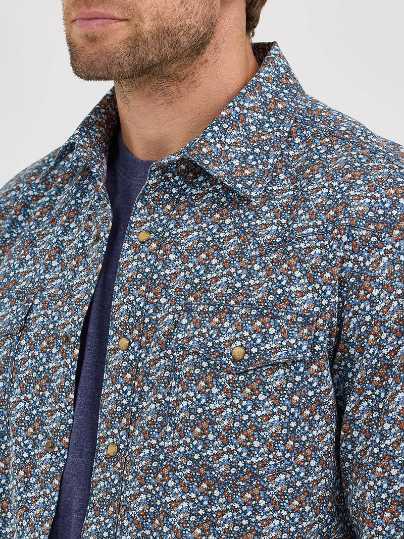 Wrangler® Retro® Premium Long Sleeve Western Snap Printed Shirt