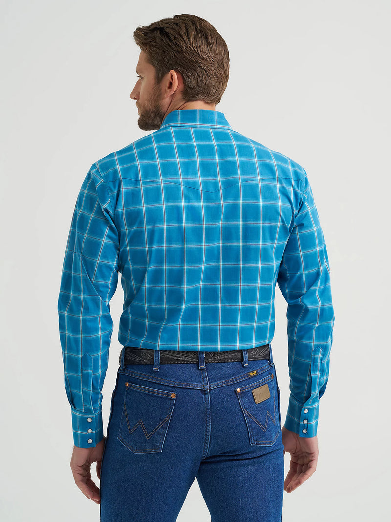 Wrangler Men's Wrinkle Resist Long Sleeve Western Snap Plaid Shirt