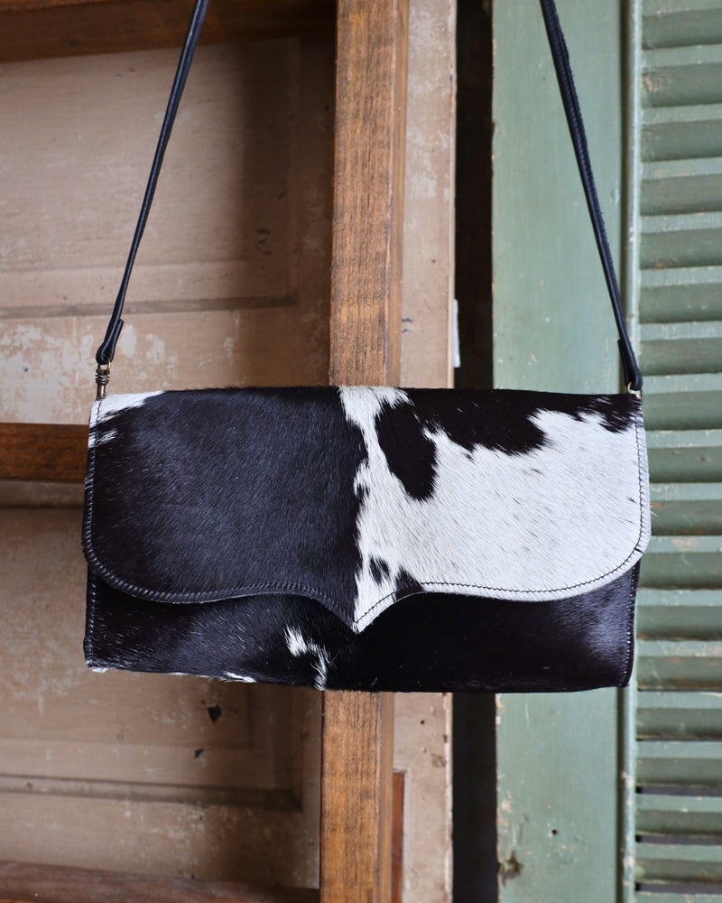 TWO BAR WEST ENVELOPE PURSE- BLACK AND WHITE