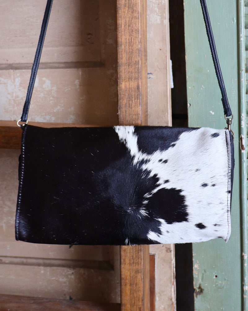 TWO BAR WEST ENVELOPE PURSE- BLACK AND WHITE