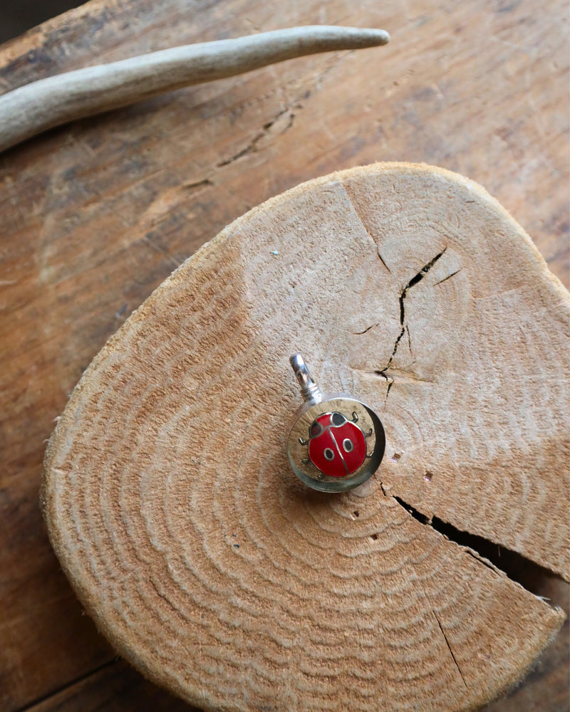 COREEN CORDOVA LADY BUG PENDANT